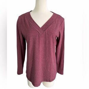 Automet NWT Women’s Chic V-Neck Long Sleeve Top - Wine Size Medium